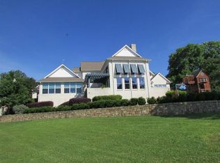 3267 Impala Point Cir, Athens, TX 75752