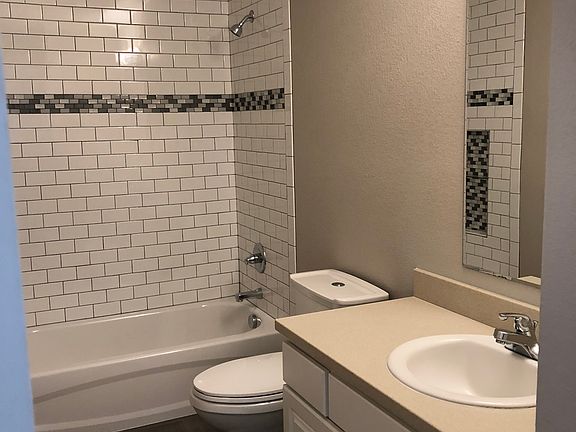4th image of 1545 Patton Cir APT B
