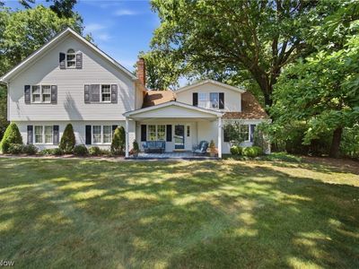 6963 Crestview Dr, Brecksville, OH, 44141