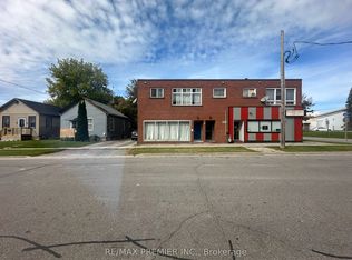 92 Wolfe St #5, Oshawa, ON L1H3T6