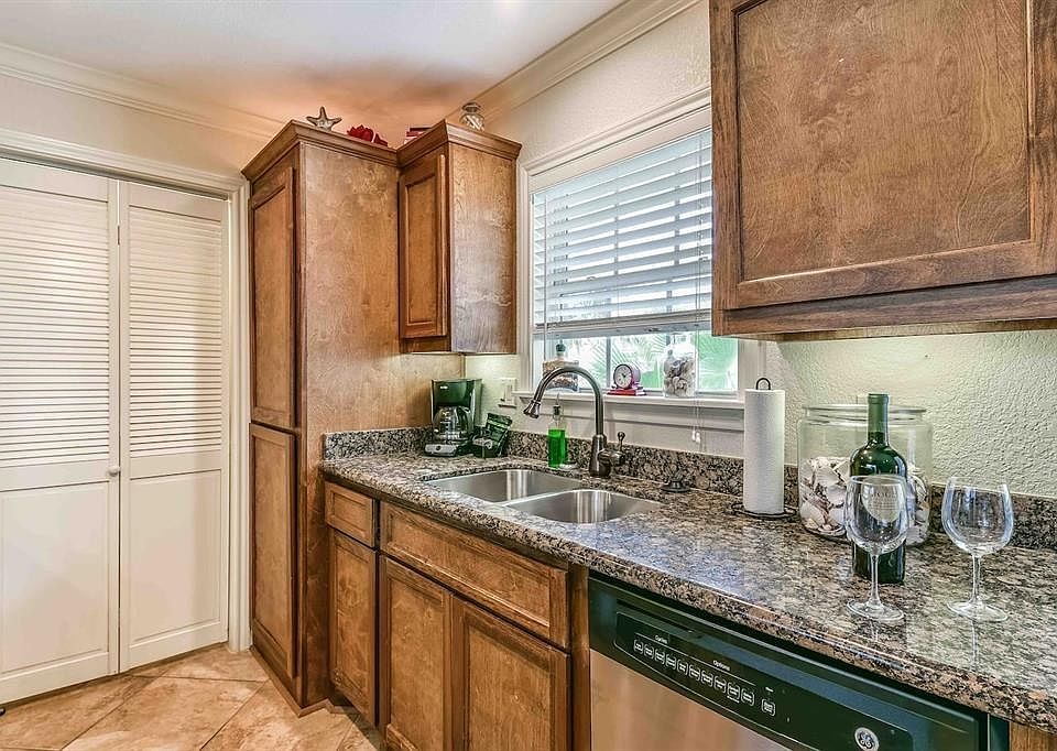 1st image of 7000 Seawall Blvd APT 134