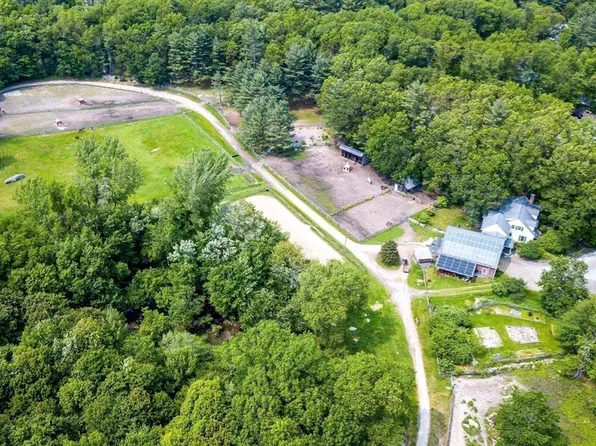 225 Lowell St, Carlisle, MA 01741