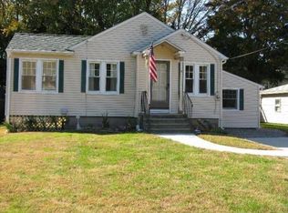 11 Tyler Pl, Quaker Hill, CT 06375