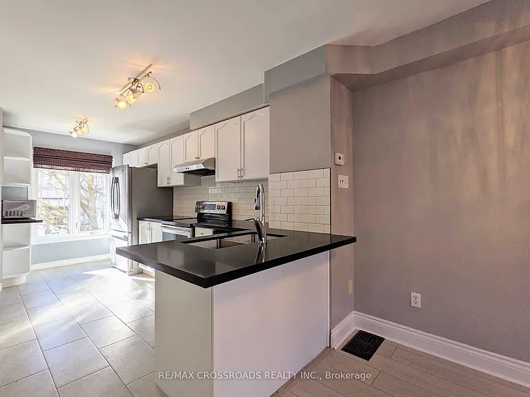 1173 Craven Rd — Photo 3