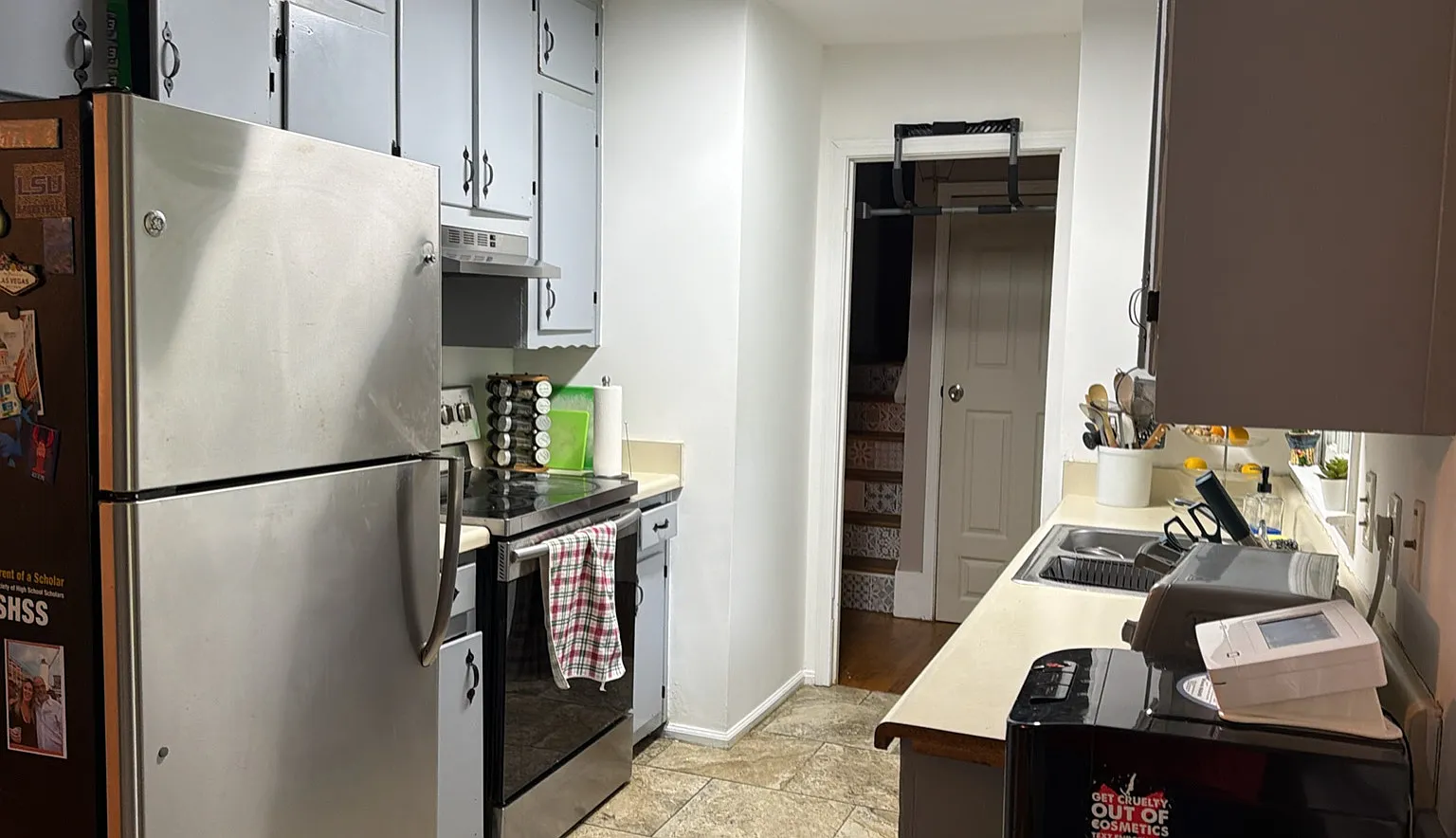3 bed, 1712 sqft, $2,200 — Photo 1
