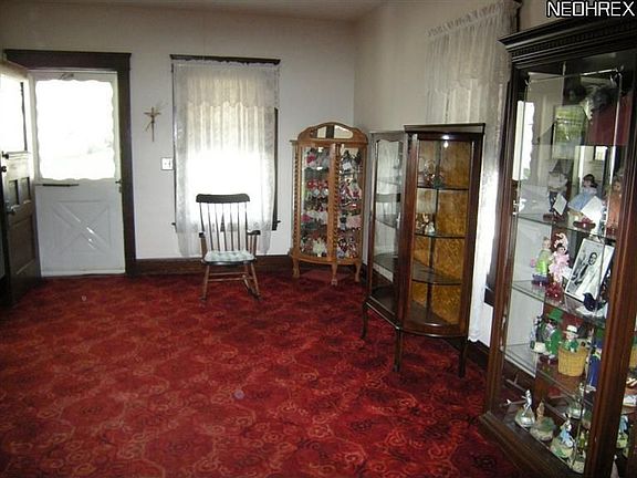 4th image of 3308 Searsdale Ave