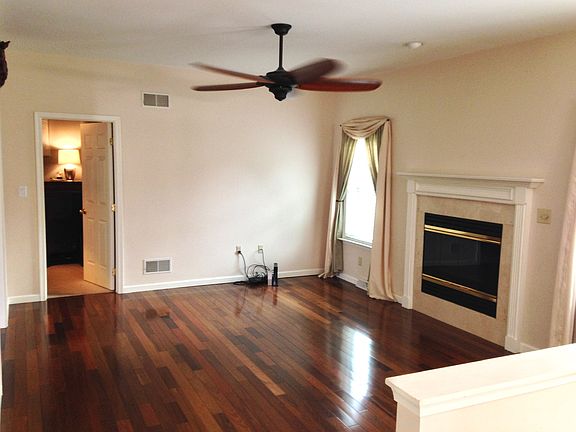 Great room with gas fireplc