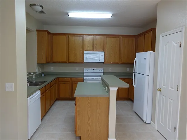 4542 Gallberry Ct — Photo 2
