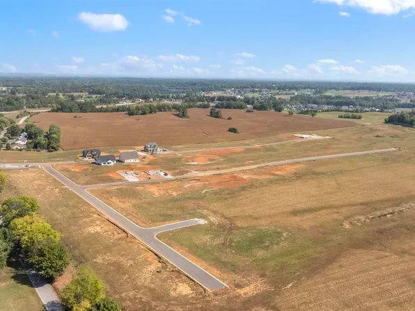 1472 Riffle Way, Alvaton, KY 42122