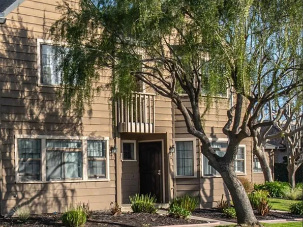 140 Gibson Drive #13, Hollister, CA 95023