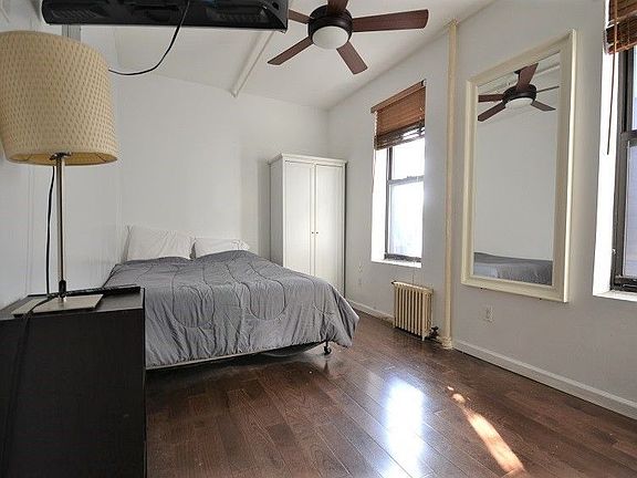 4th image of 340 Amsterdam Ave #306