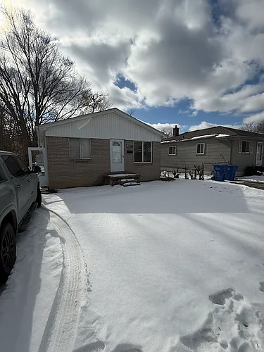 11100 Maxwell Ave Photo 1