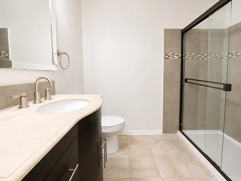 2049 Flushing Ct #2049 — Photo 9