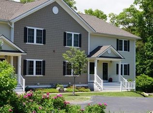 60 Pyburn Rd, Lynnfield, MA 01940