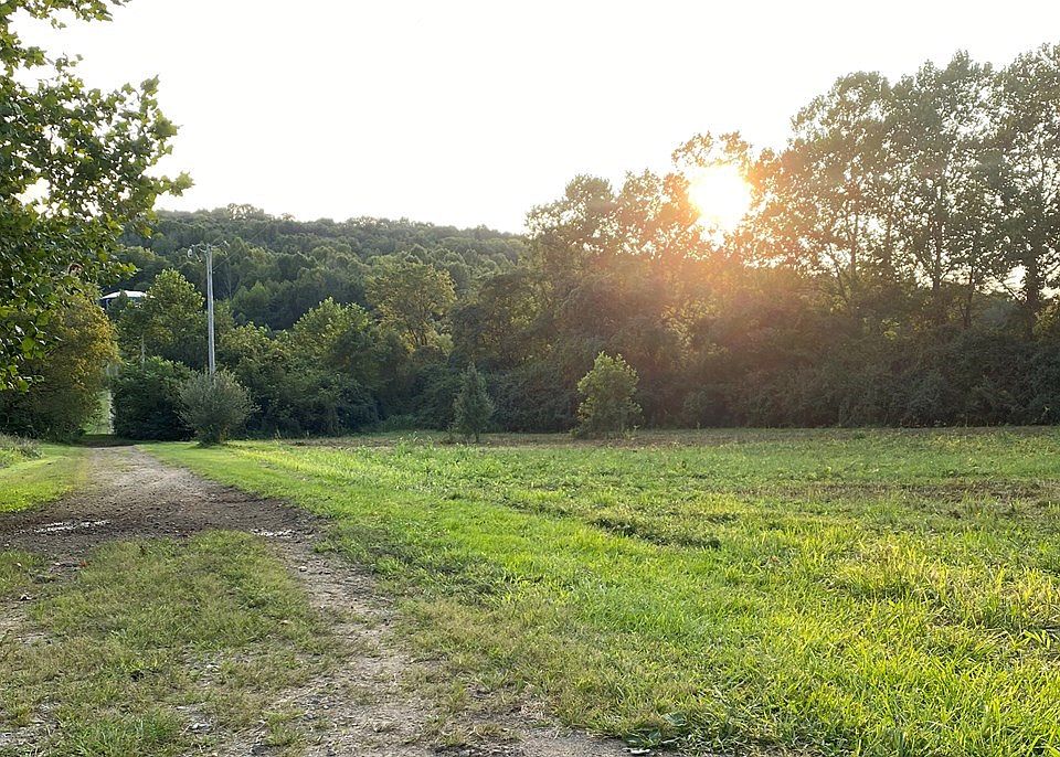 2nd image of Jester Hill Rd