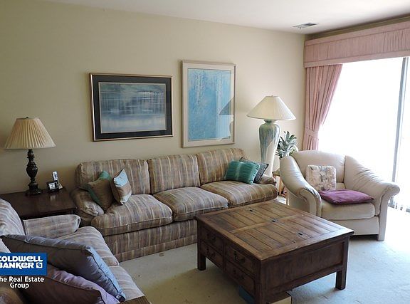 3rd image of 6745 180th St APT 4
