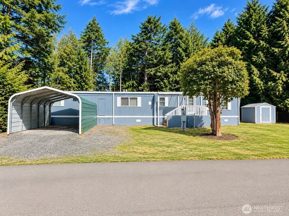 55 Paradise Lane, Pacific Beach, WA 98571