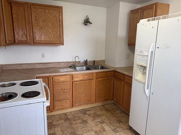 2nd image of 1508 E Garland Ave