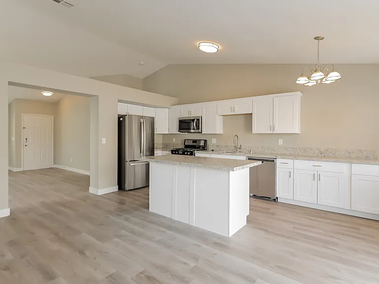 1212 Autumn Ridge Cir — Photo 6