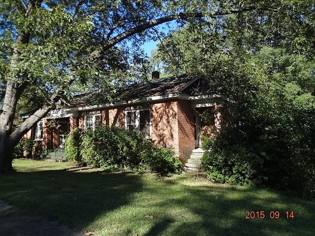 2nd image of 110 Cochran Block