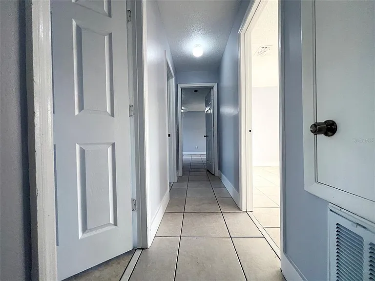 11340 Cardiff Dr — Photo 22