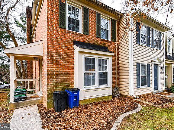 3rd image of 20569 Strath Haven Dr
