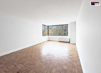 350 West 50th Street, #15G