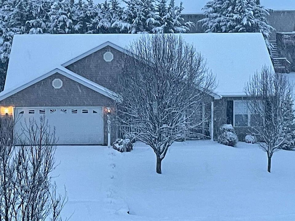 1st image of 136 Falcon Ln