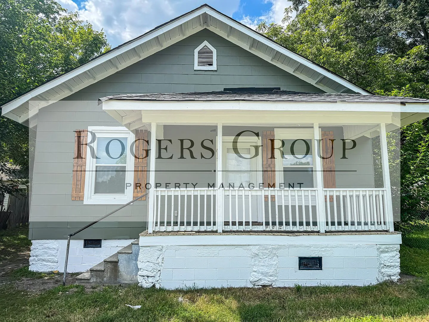 3 bed, 1.0 bath, 1131 sqft, $825 — Photo 1