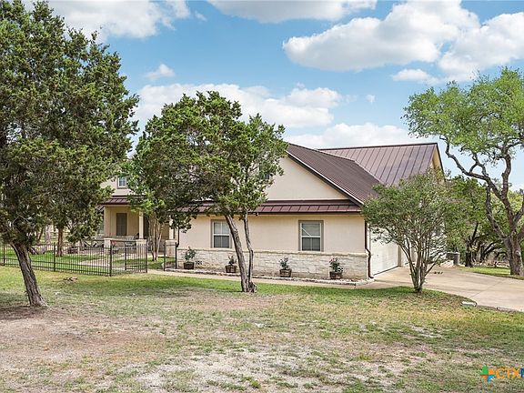 2nd image of 223 Summer Glen Ln