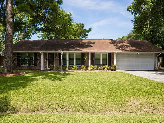 2nd image of 3111 Mona Lee Ln