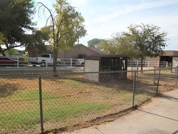 5th image of 6402 W Ellis Dr