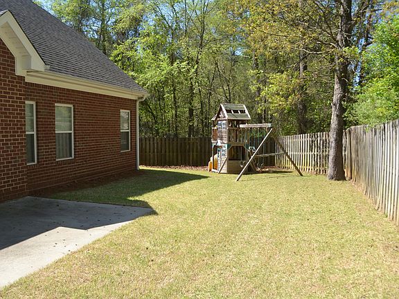 4th image of 1107 Autumn Blaze Ln