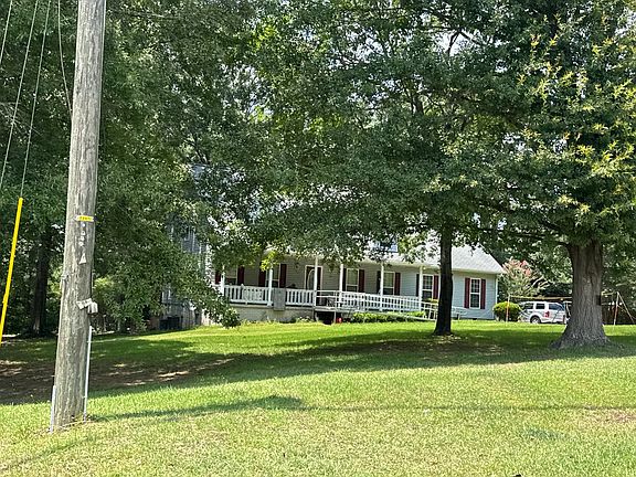 3rd image of 346 Golden Acres Dr