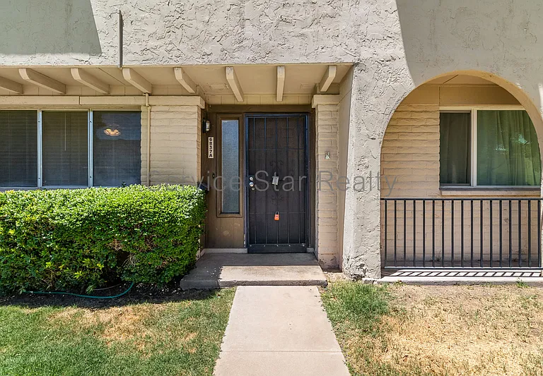6837 E Osborn Rd #A — Photo 2