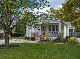 1850 34th St, Moline, IL 61265