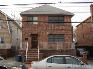 937 Pierce Ave, Bronx, NY 10462