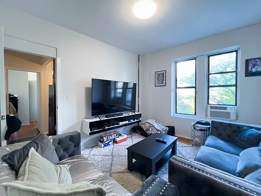 Rented by Denise Rosenblum, LREB | media 8