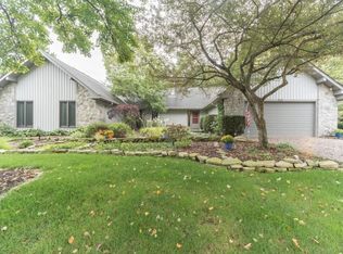 727 Bluffview Dr, Columbus, OH 43235