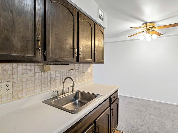 5th image of 1880 Bonnie Ln APT 104