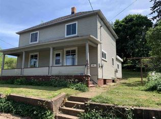 462 Jasper St, Ishpeming, MI 49849