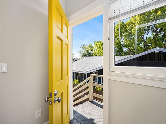 5th image of 162 N Bonnie Ave