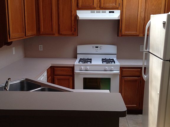 33218 Kitchen_08092014