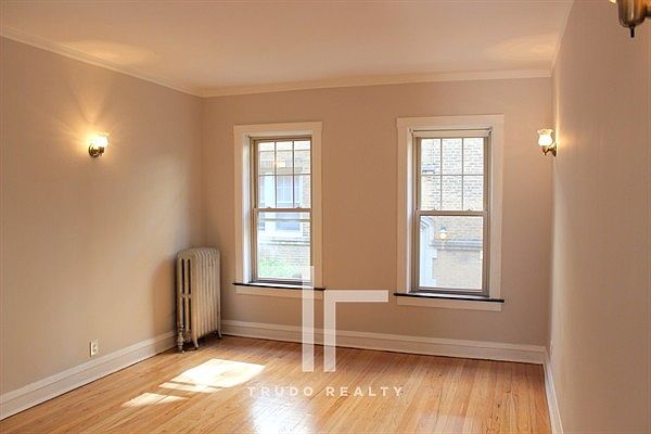 1st image of 2100 W Ainslie St #21101S