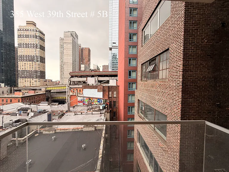355 W 39th St #5B — Photo 37