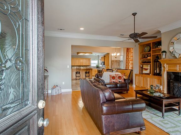 5th image of 30756 La Madeline Ct