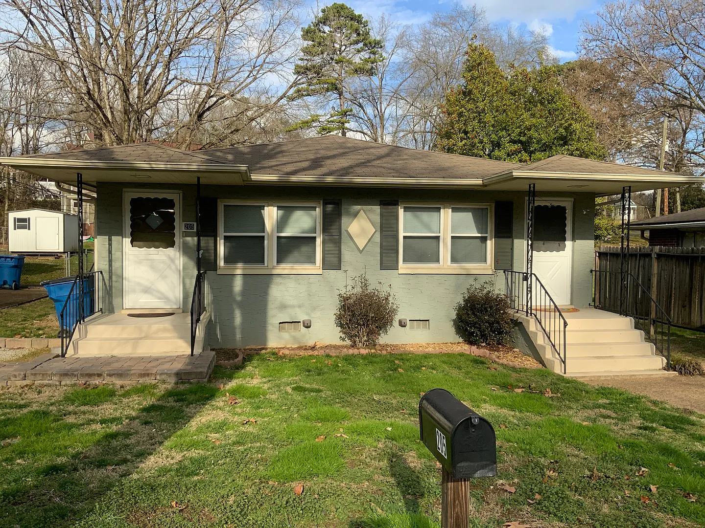 Red Bank - Adorable 1 Bedroom Available — Photo 3