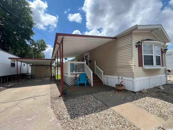 2516 Herrli Dr, Quincy, IL 62301