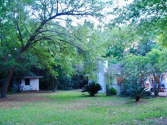 5th image of 13856 Fairway Dr