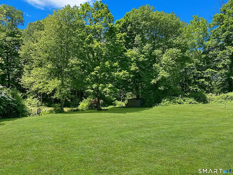 274 Hanks Hill Rd — Photo 2